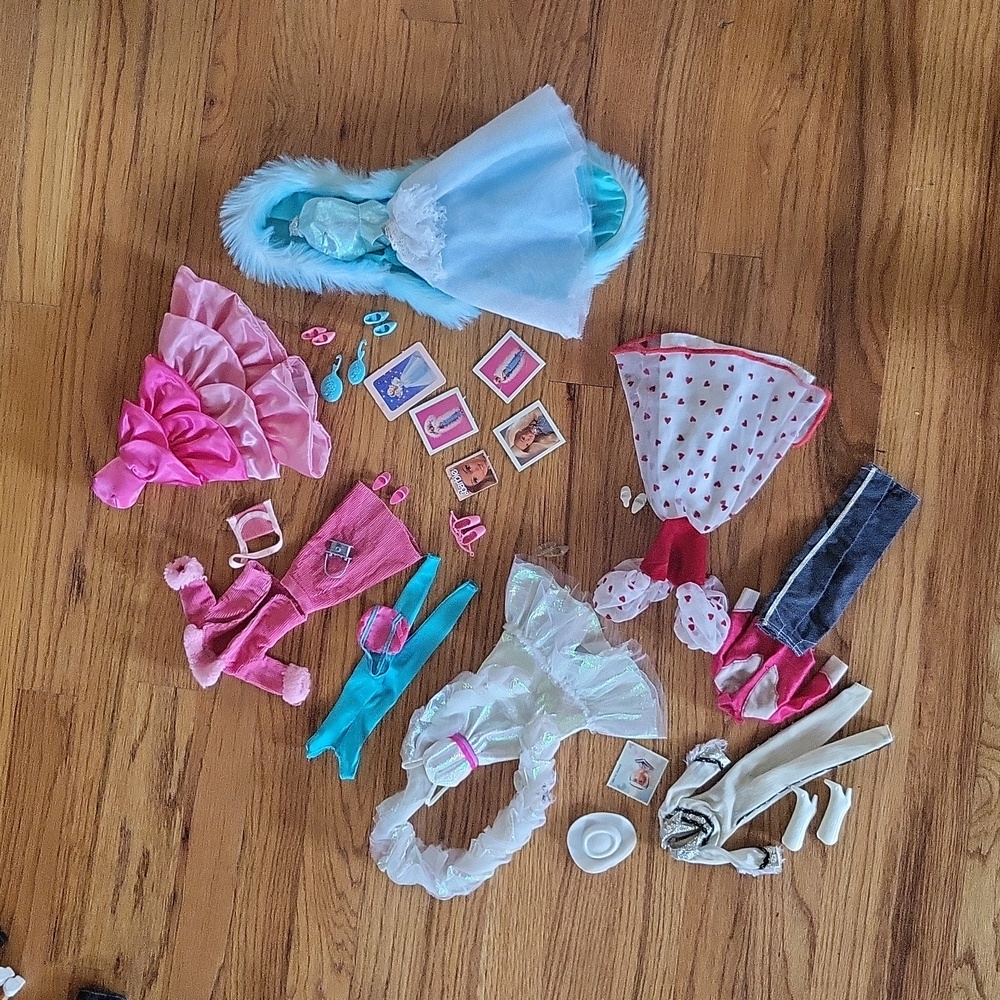 Iconic 1980's Barbie outfits